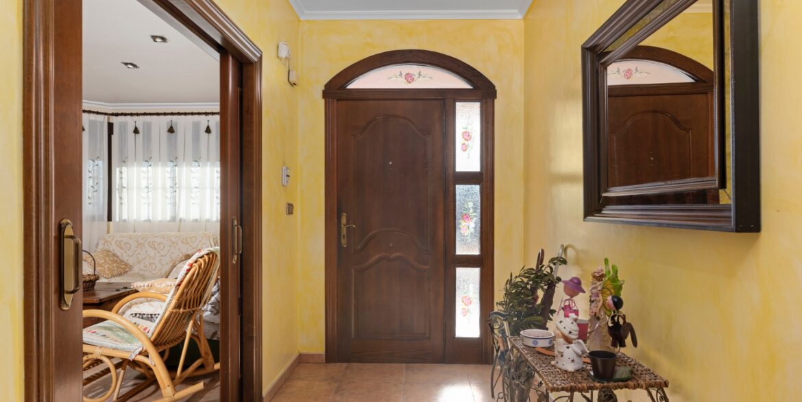 o_1ilvhg0pr18ab66d1ok41v521r4n35