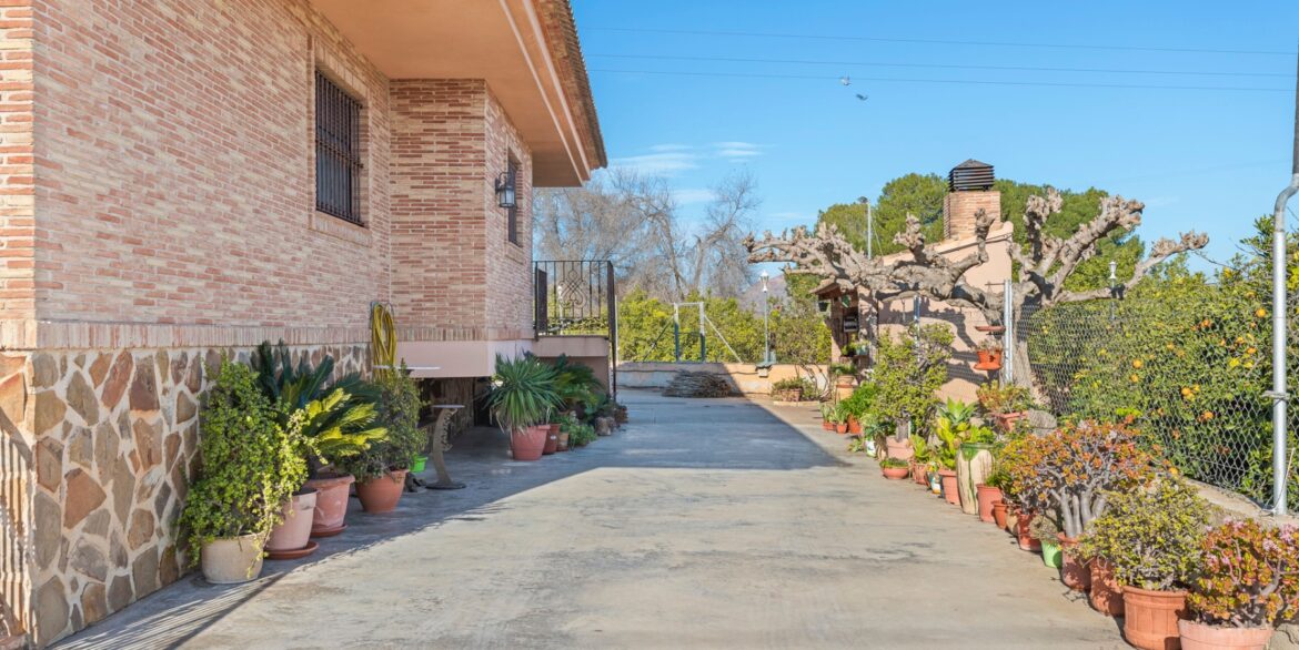 o_1ilvhg0pr1gho62l1osojrv1h6i43