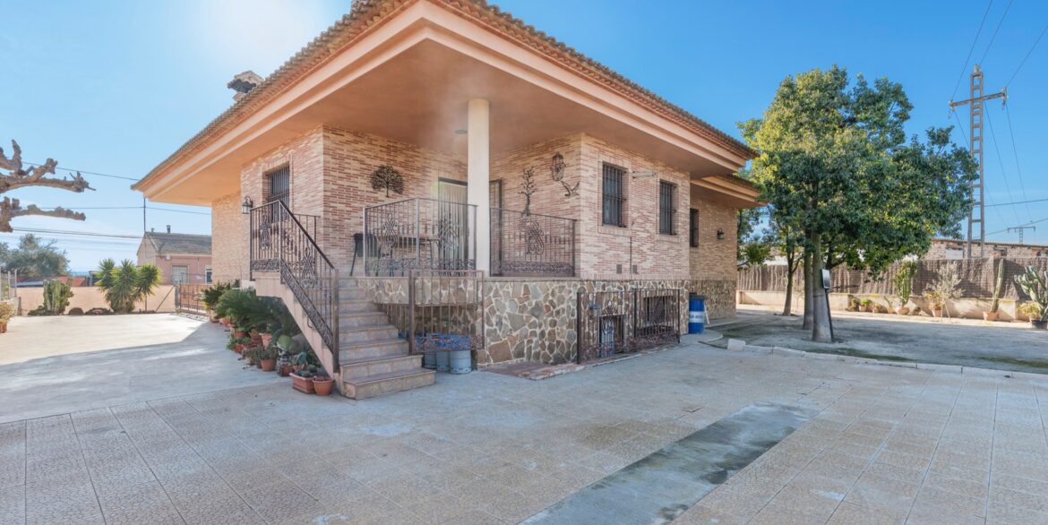 o_1ilvhg0pr94813vcvu1170l1upm47