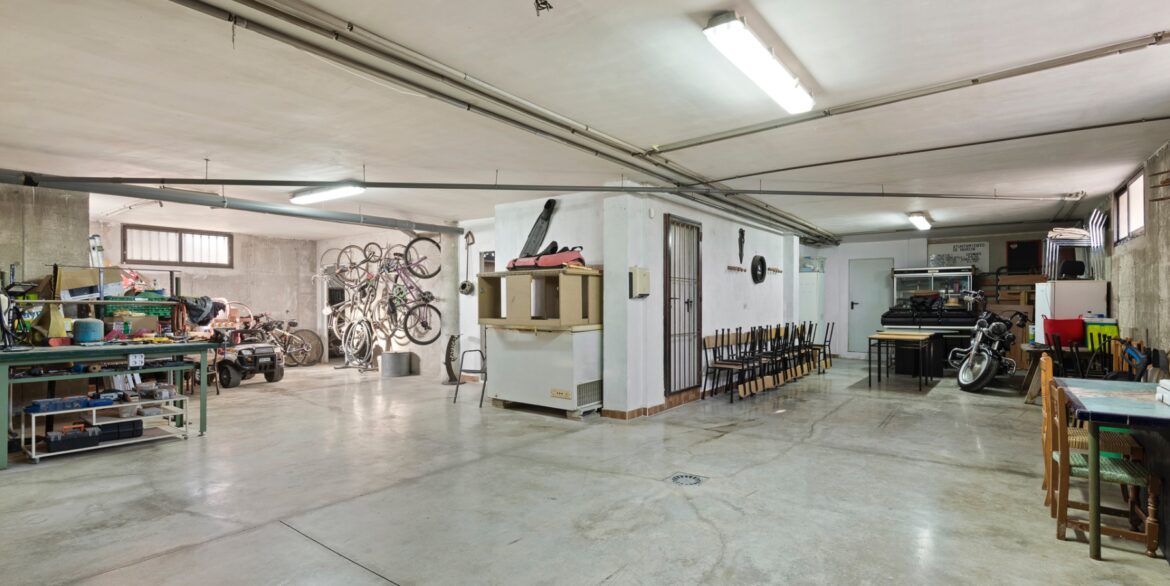 o_1ilvhg0prtkcqcc7fs1dq1jd03s