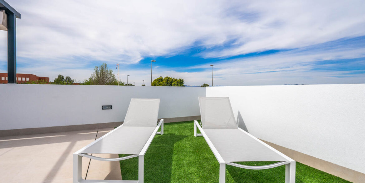 o_1im2bmbv01tpb103u1ohl4p11h3337