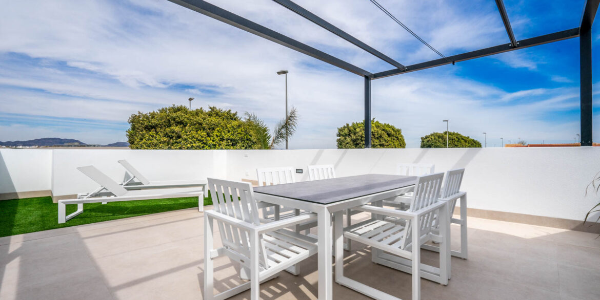 o_1im2bmbv04jcar7fl57841do838