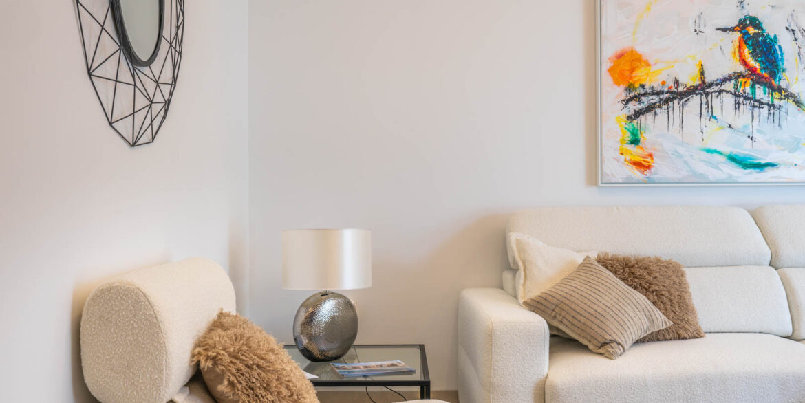 o_1im2bmbv0ldtl3u1tr9uqs1j6k3n