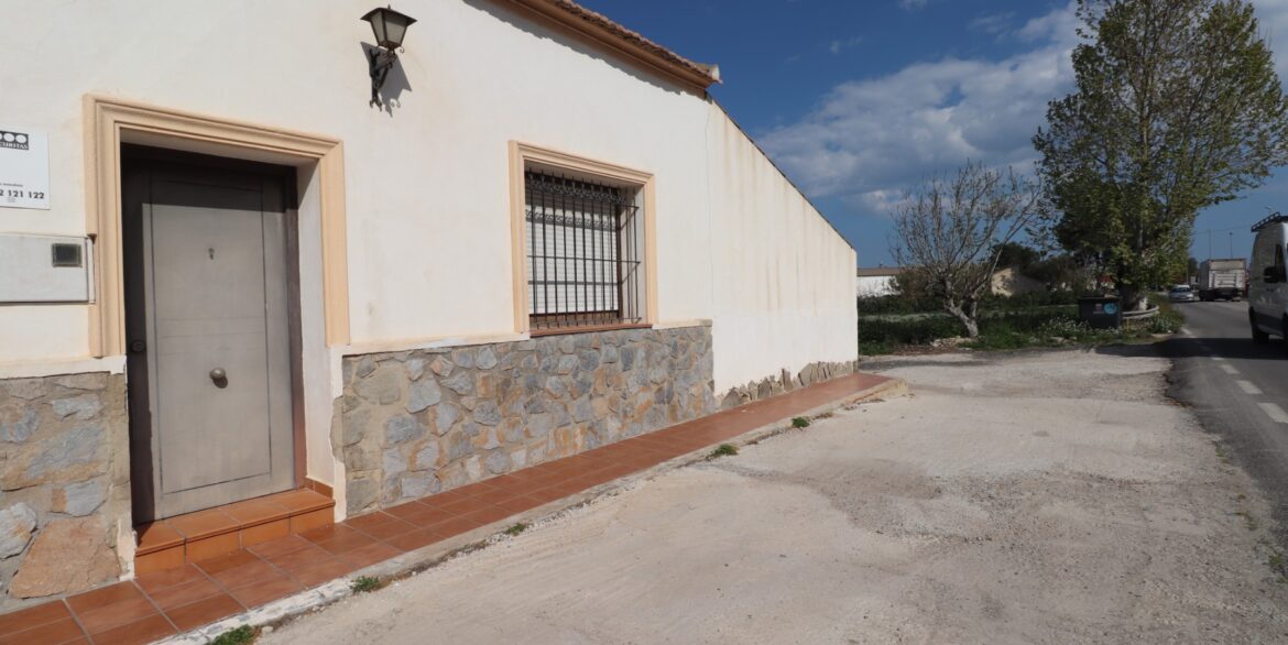 o_1io2kbda0mot7d1hmbnv3lbj3q