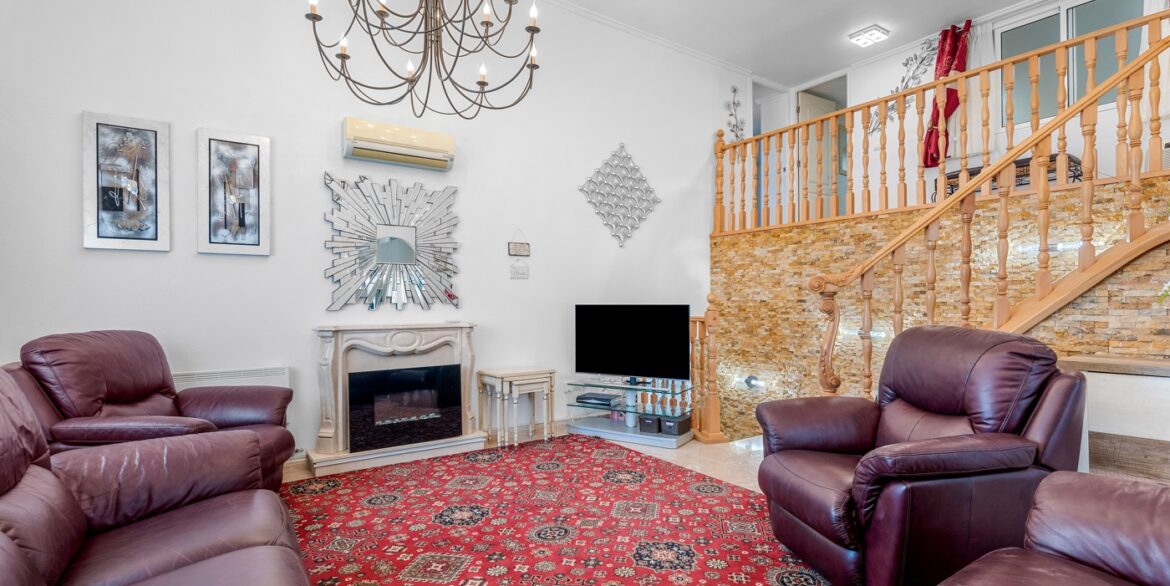 o_1ipsbd81e1qfu1tqul5qaftcni5r