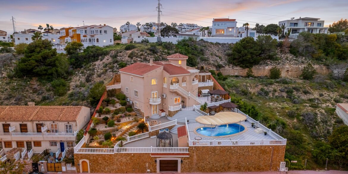 o_1ipsbd81f1mpt5o8hvj1eek1h66m