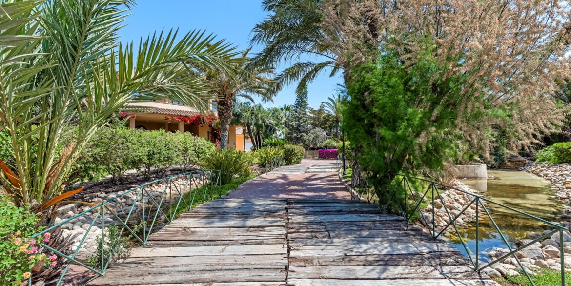 o_1iqiug879a69rqo1imjptehg74i