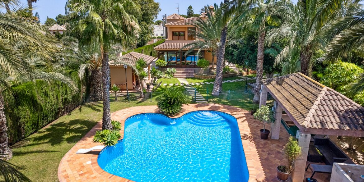 o_1iqiug879hmk1tjupg2nfrf4d7a