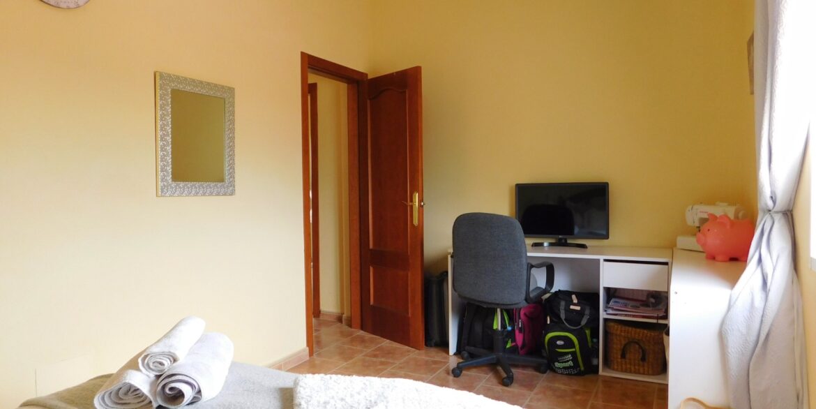 o_1iqqq4bmi1jr11ooe10ausr6120q42