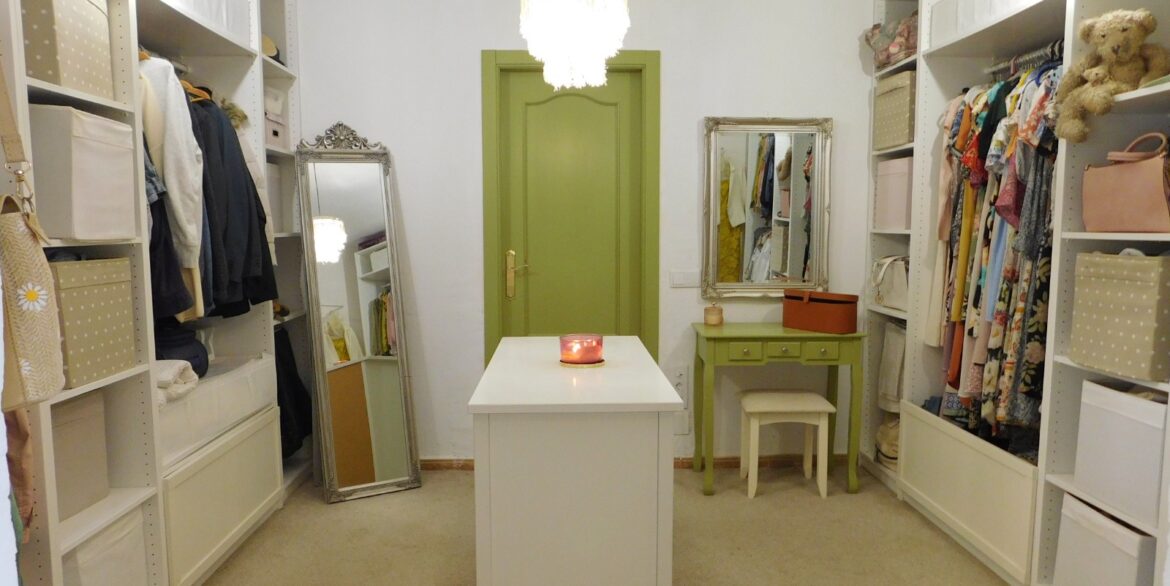 o_1iqqq4bmic1nqc15m2edglo47