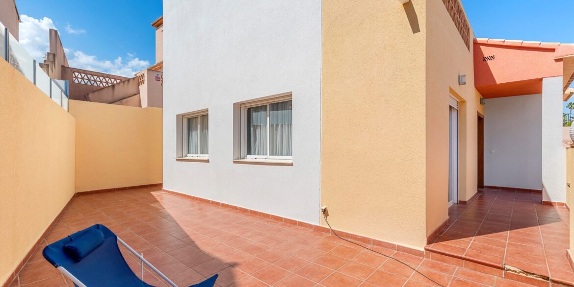 o_1irpuf55ovq9mukfae1fio2r443