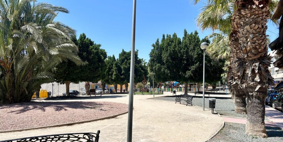 o_1is8naki3d9a33t1fh2191t1uv13h