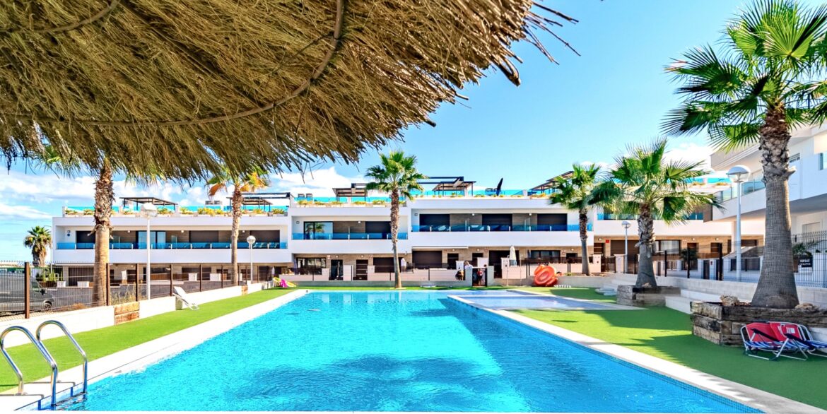 o_1isnk17ut17j01pir1h8upbadjp2e