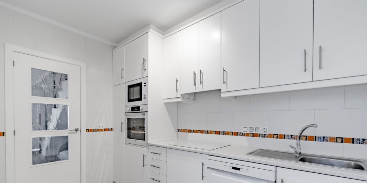 o_1isnk17ut5ddqbt4o816begdq2v