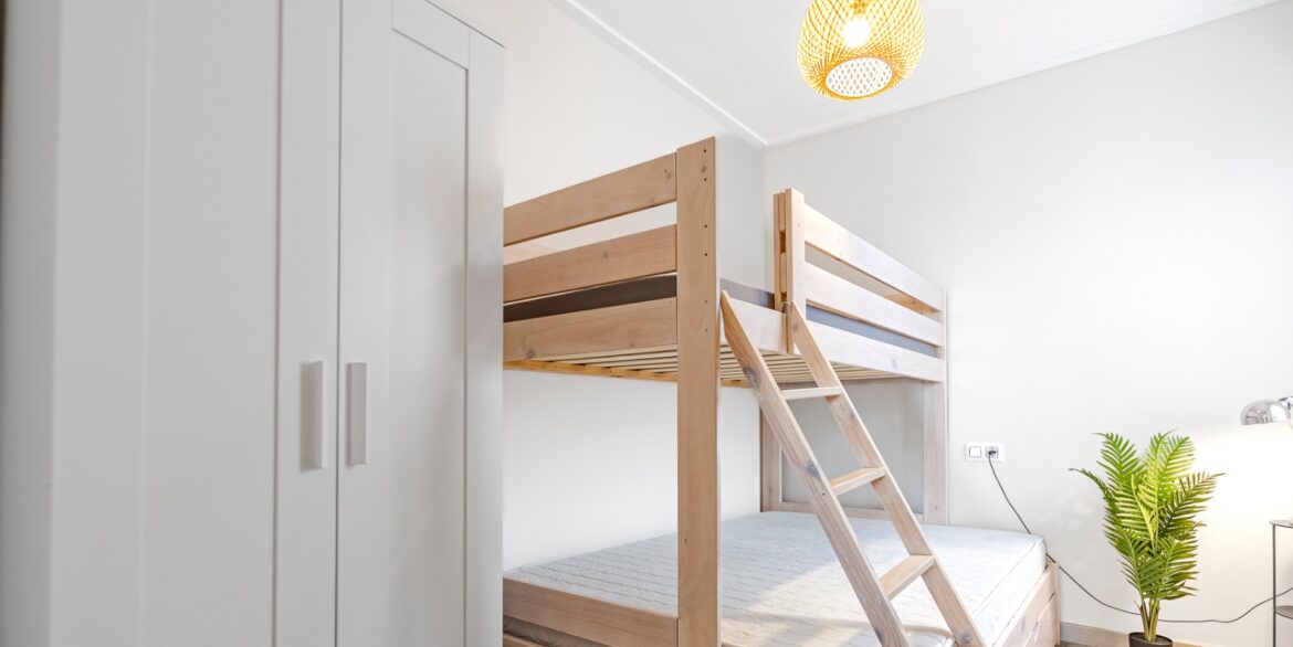 o_1isnk17ut9cgp5i1ohq5tg1jrd2o