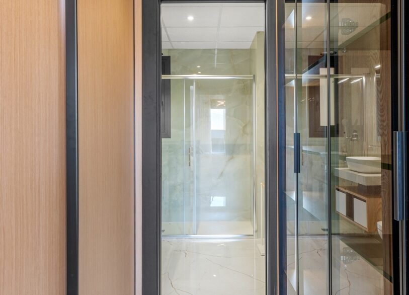 o_1isnlibclsmv7i24saah1e0q34