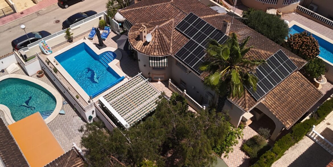 o_1ist7m5v81rgq1iem17bk986j4q4a