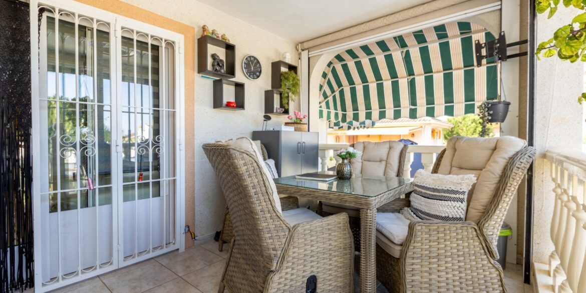 o_1ist7m5v8kkp136p174r15v1ft05d