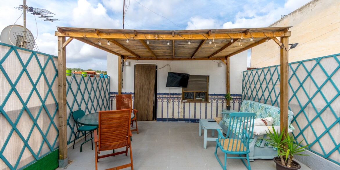 o_1itctkt471ifm798ipv1ungjp42p