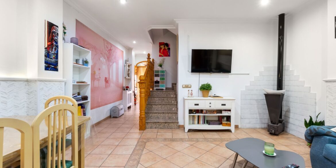 o_1itctkt47bip1bbhidn1ajt14r129