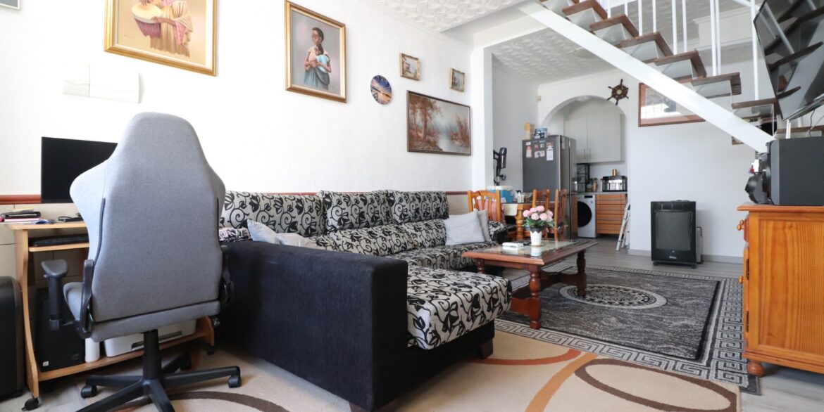 o_1iv5o88tq12581upn1sjc1u6vqdc1p