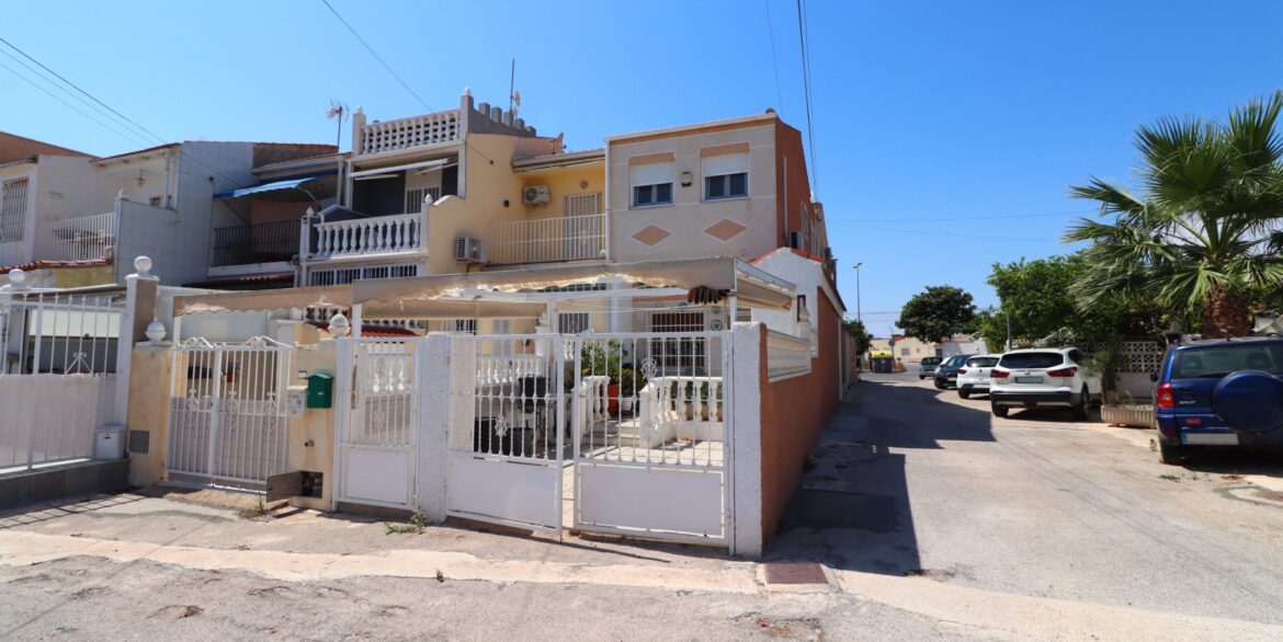 o_1iv5o88tq1a81ad7m4jb21tii25