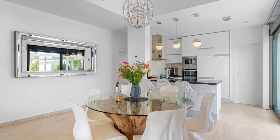 o_1ivffhechcggn5dmqe1sq5157g46