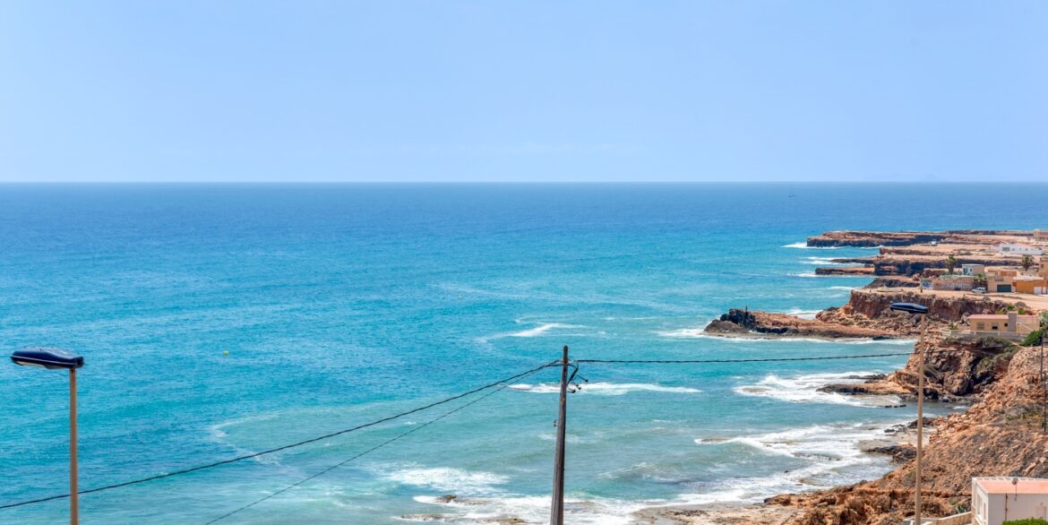 o_1ivfk1rmb1mv71qdgst77811c6i3j