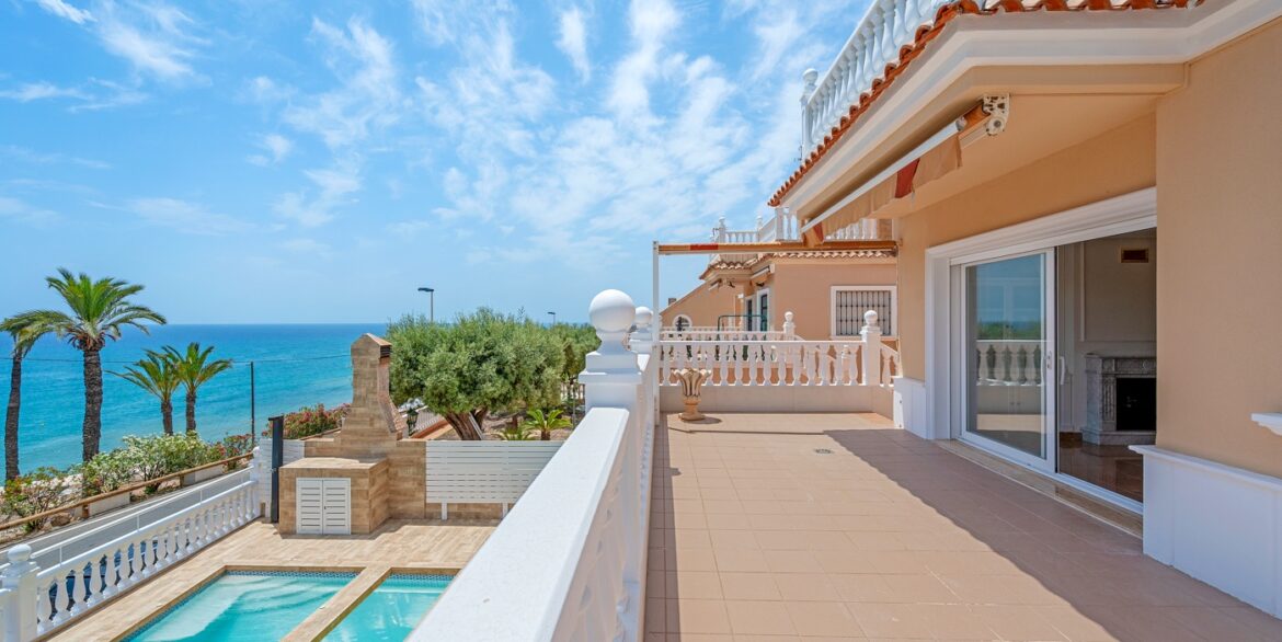 o_1ivfk1rmbq2713hlj994np1cti3v