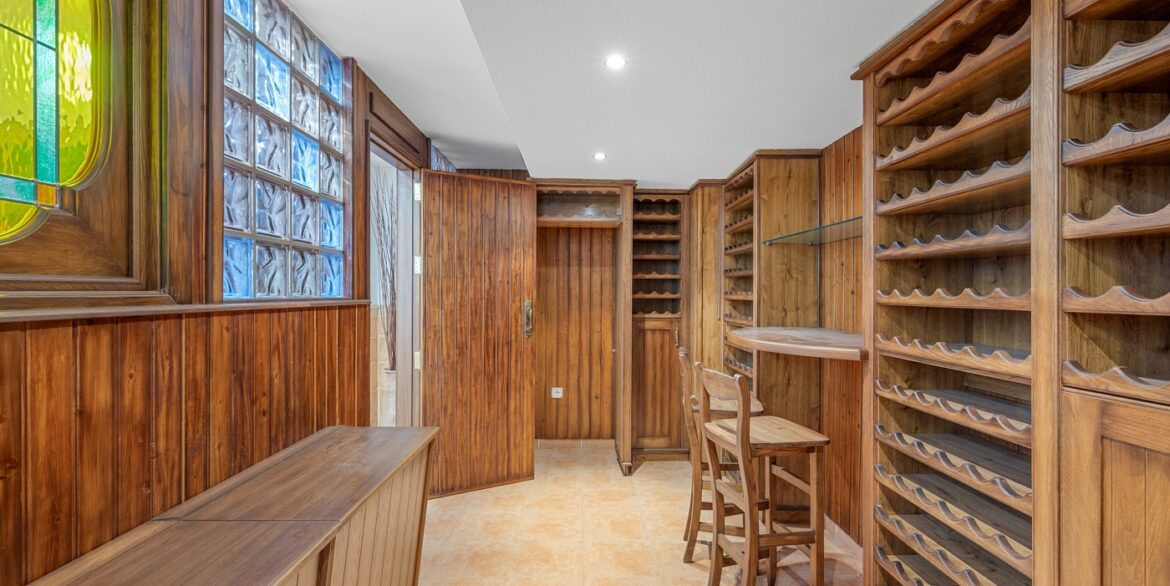 o_1ivfk1rmc1puso9cgmare31ddn52