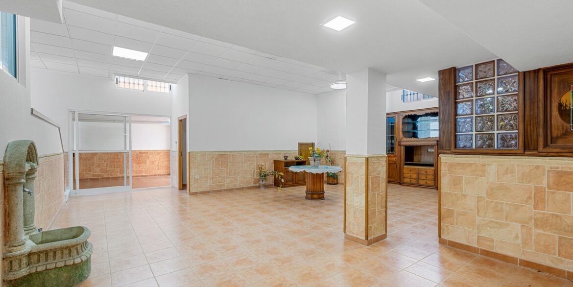 o_1ivfk1rmcm431r3e1u97lmd1f0g53