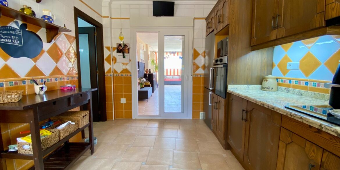 o_1j09oub1dbr41l62kg61t4vr4i56