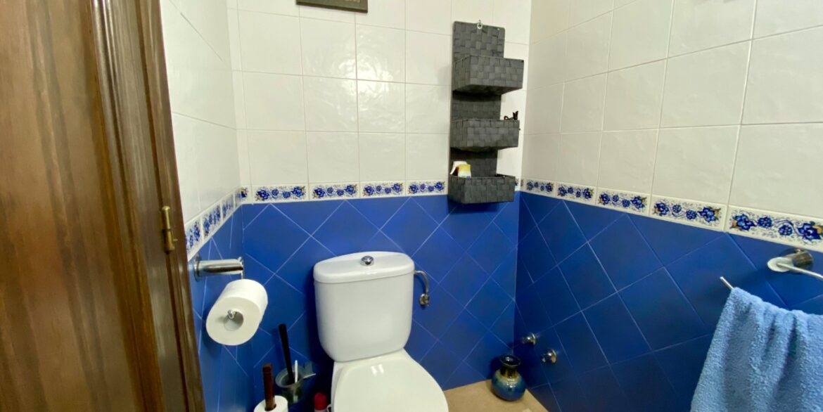 o_1j09oub1dhka78c1qq41qlb7s352