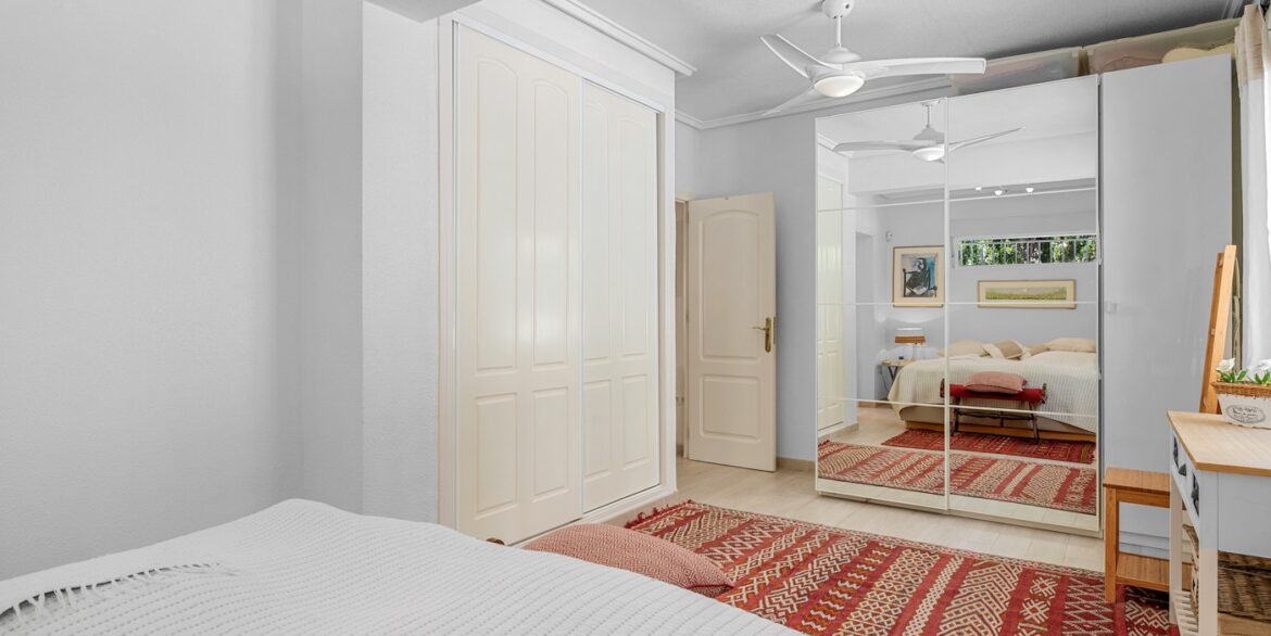 o_1j0r66r3t13ssl3d1ir8k0ibfn3r