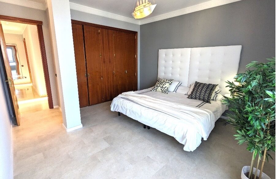 o_1j0tucn3tvdkeuj1pfsh081c801o