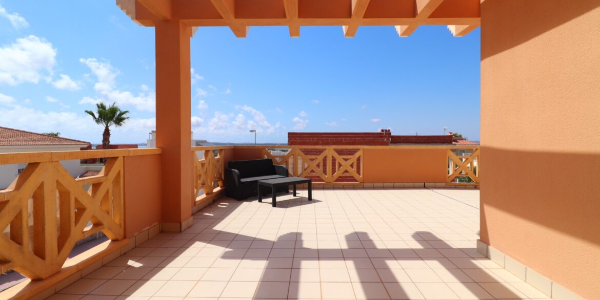 o_1j0u733561kv614q713fl1u9q1jih2q