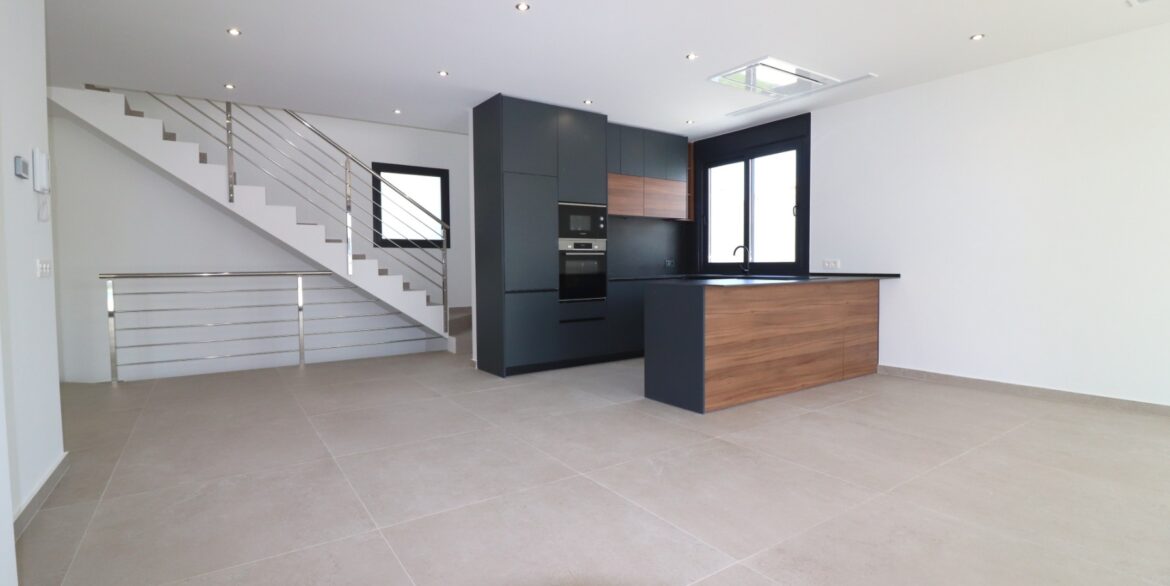 o_1j1aohgls1qj3ibu15jqs2d1aoe2h