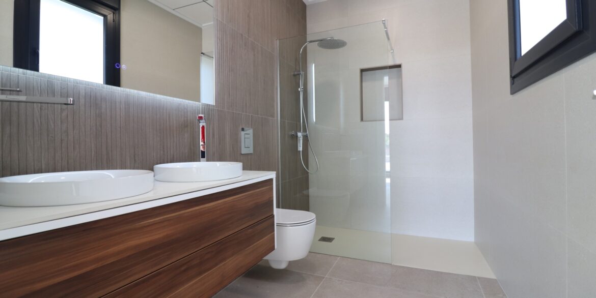 o_1j1aohglt1m4a1rcq104gm6uf2l2p