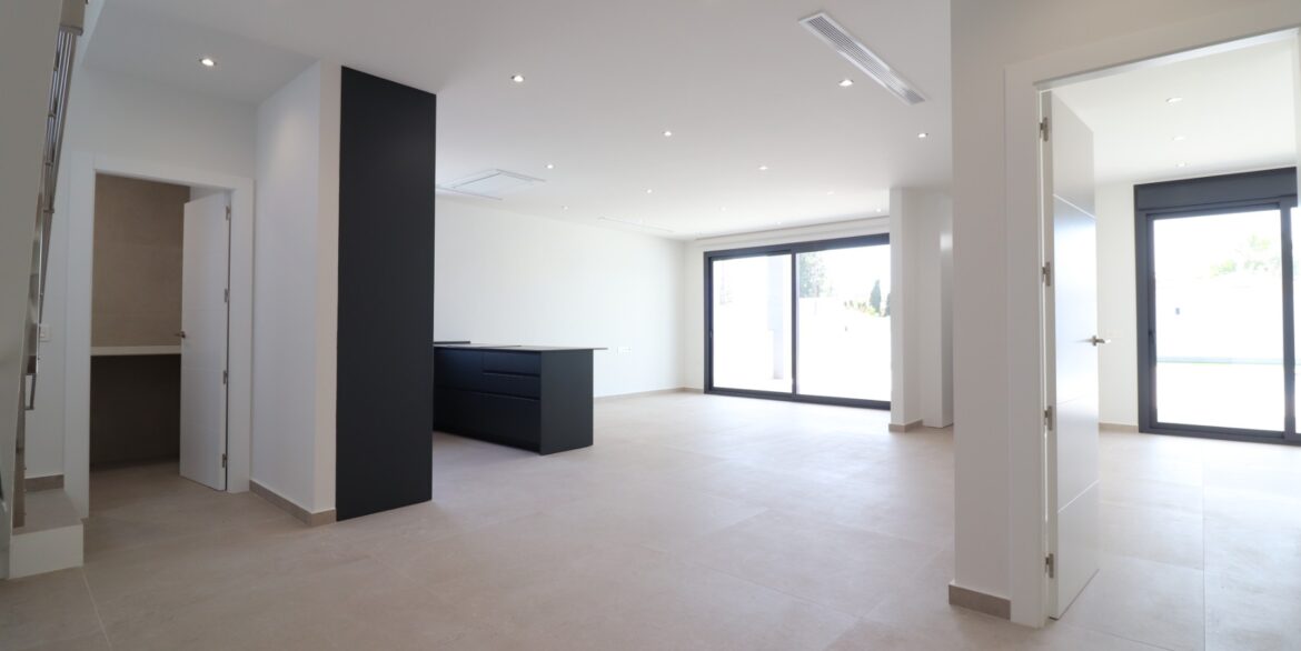 o_1j1aohglt46f2nbsc7ra61tjm35