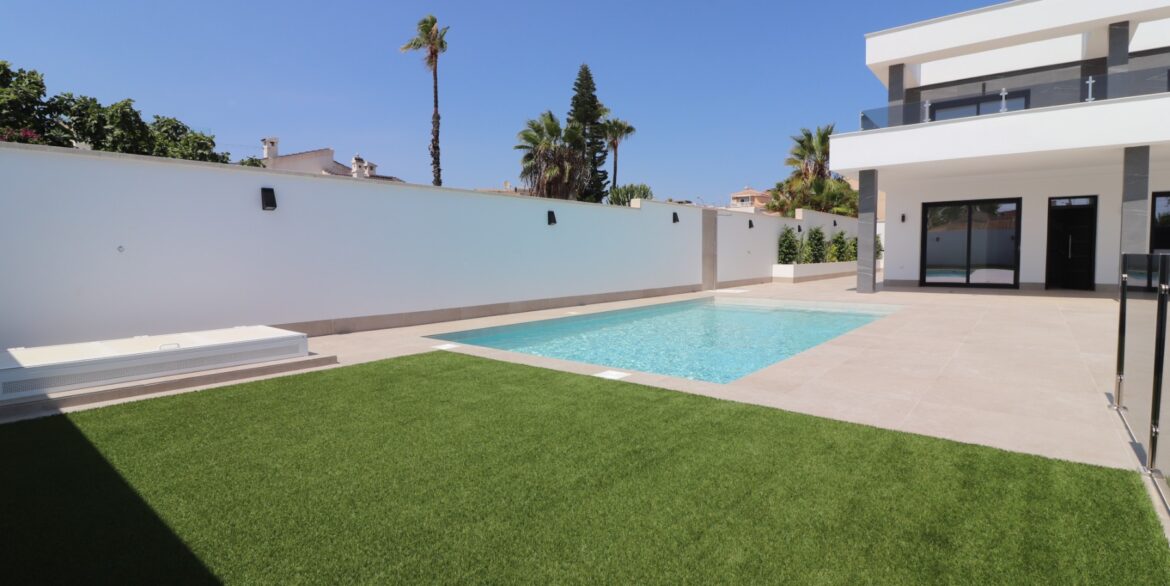 o_1j1aohglu1vhg1hrq1mmj14qq1ogv3e