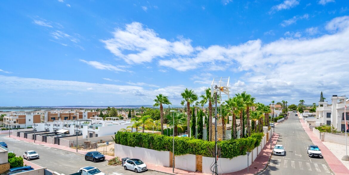 o_1j1da21q21trr1tnl1rv6b5739s3f