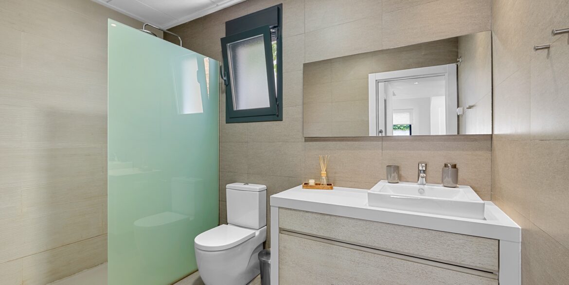 o_1j1da21q22au1jgt1s8s16lfli92t