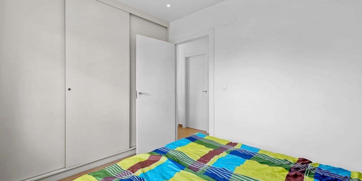 o_1j1da21q2pcu1u0jim0158117h730