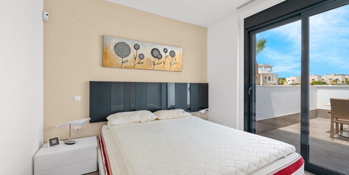 o_1j1da21q2spt1ie11kap114k6h333