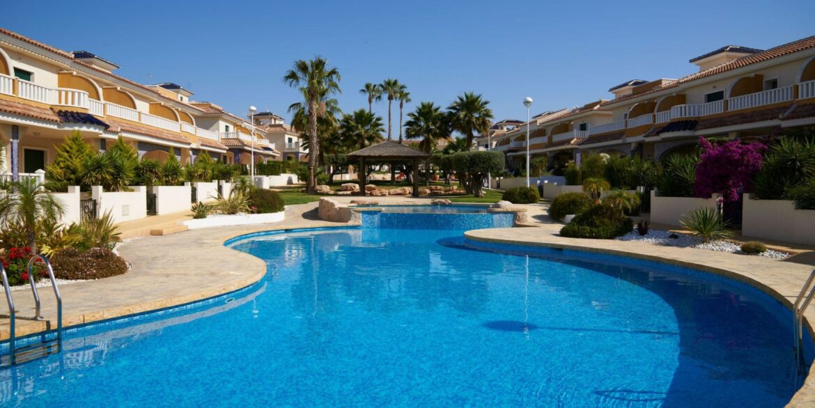 o_1j1t38p1i137f9nh2av1evqoqf3c