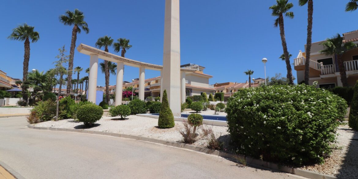 o_1j1t38p1i1dq8n7519vb1tf01s2836