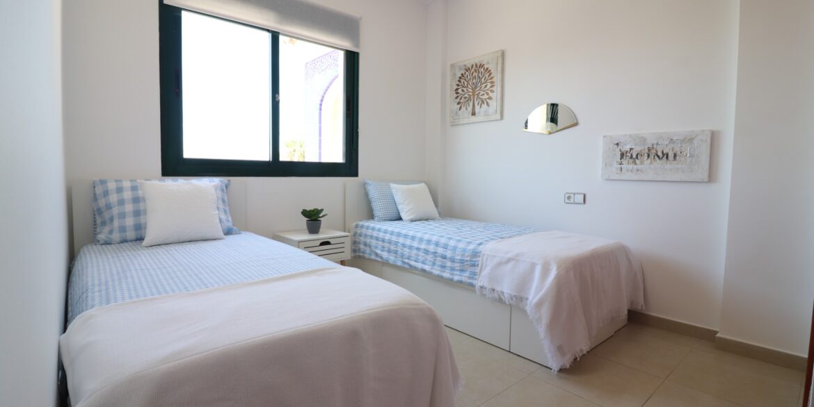 o_1j1t38p1iohb6sv1bph1tei1fav2q