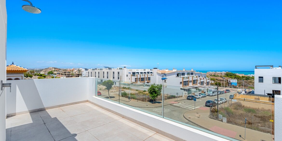 o_1j22kpn5m1d5915b41gt5116bd7m4m