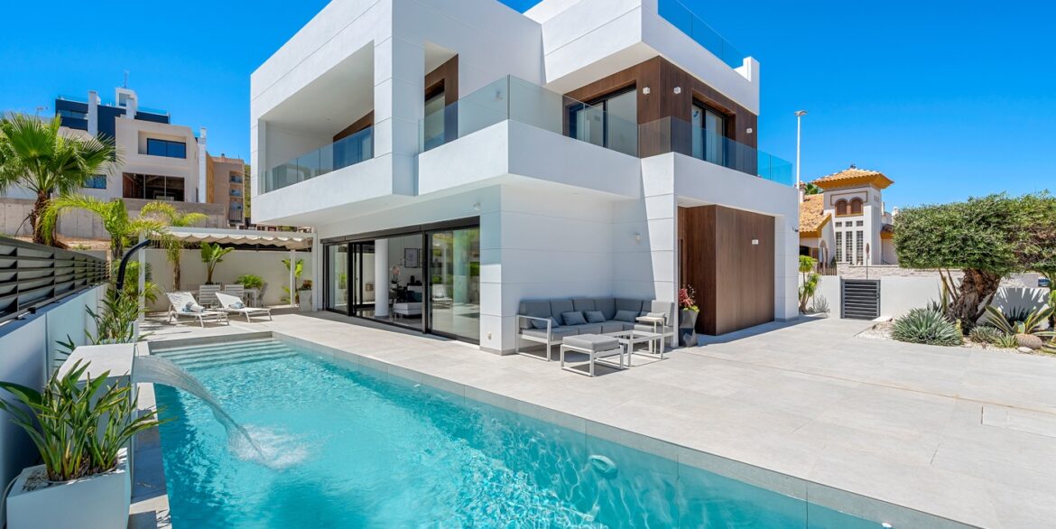 o_1j22kpn5m1h8oknf1qnd7lf1ebj39