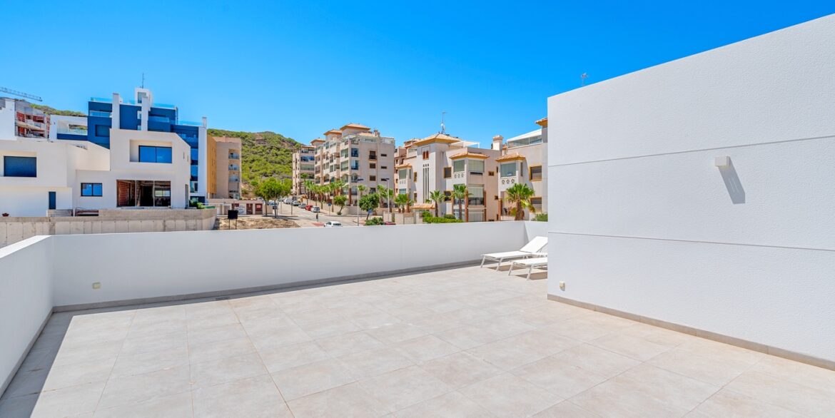 o_1j22kpn5m9vmmtgfmv1iin5044s